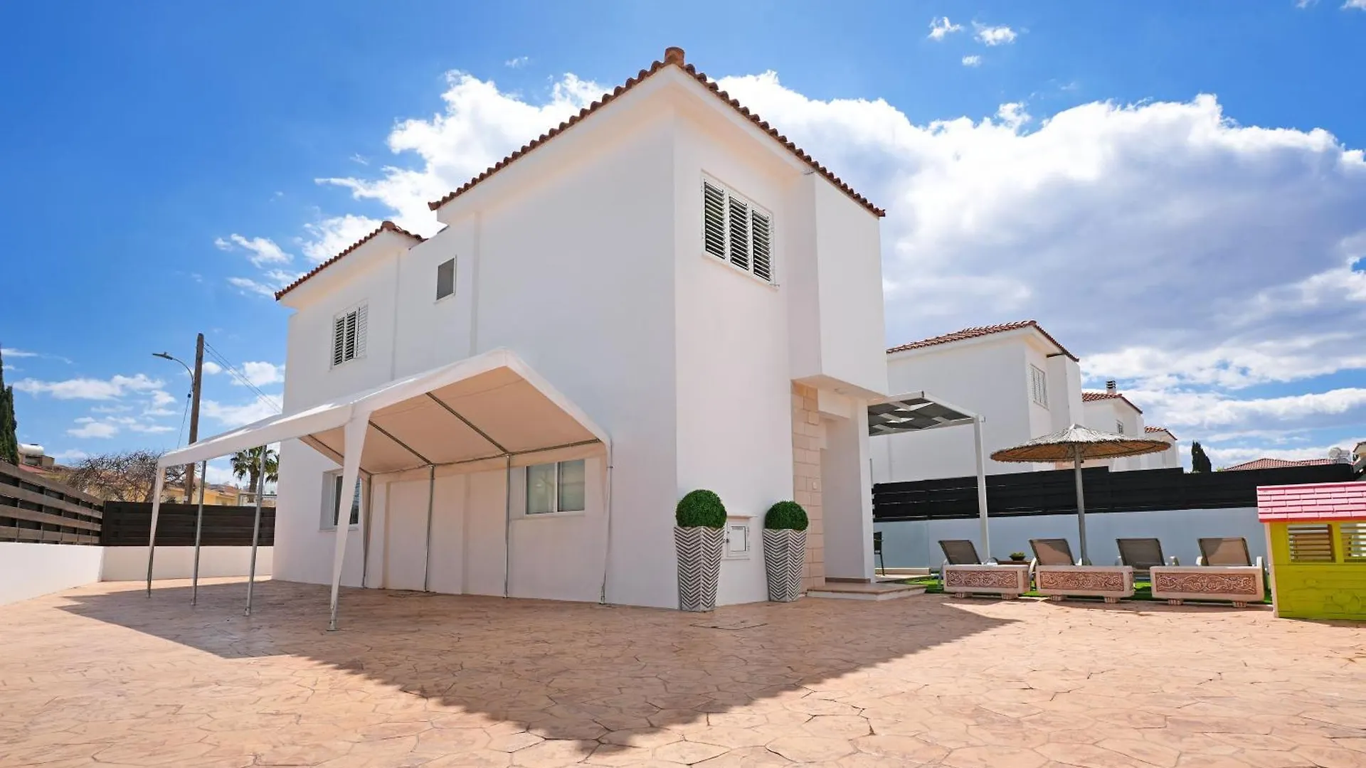 Villa White Star - 100M From Serena Beach Protaras 0*,  Chipre